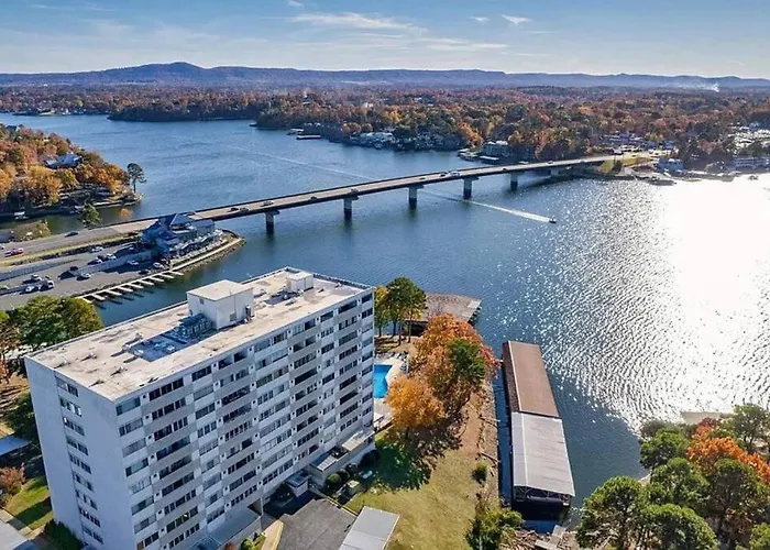 Perfect Couples Retreat - Close To All Amenities