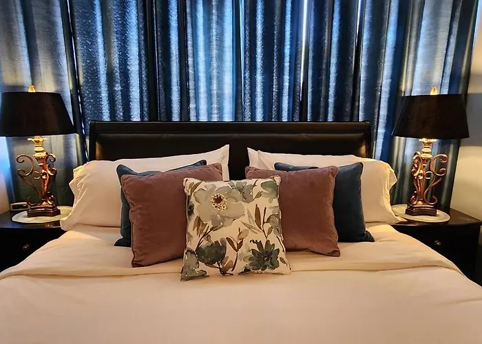 Perfect Couples Retreat - Close To All Amenities