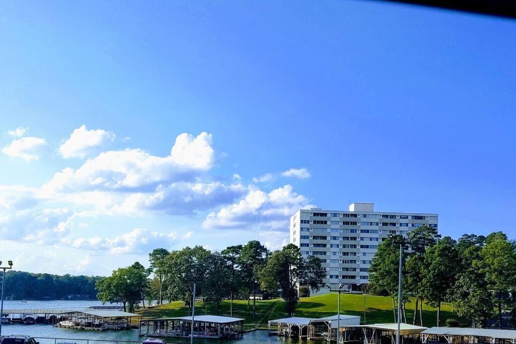 Perfect Couples Retreat - Close To Amenities Appartement