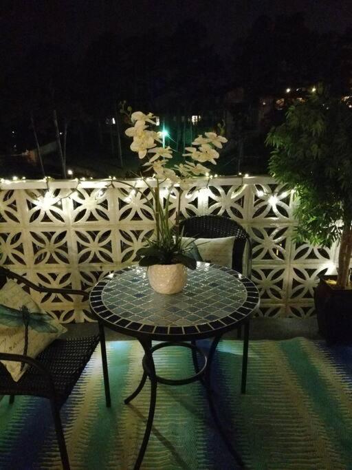 Perfect Couples Retreat - Close To Amenities Appartement *